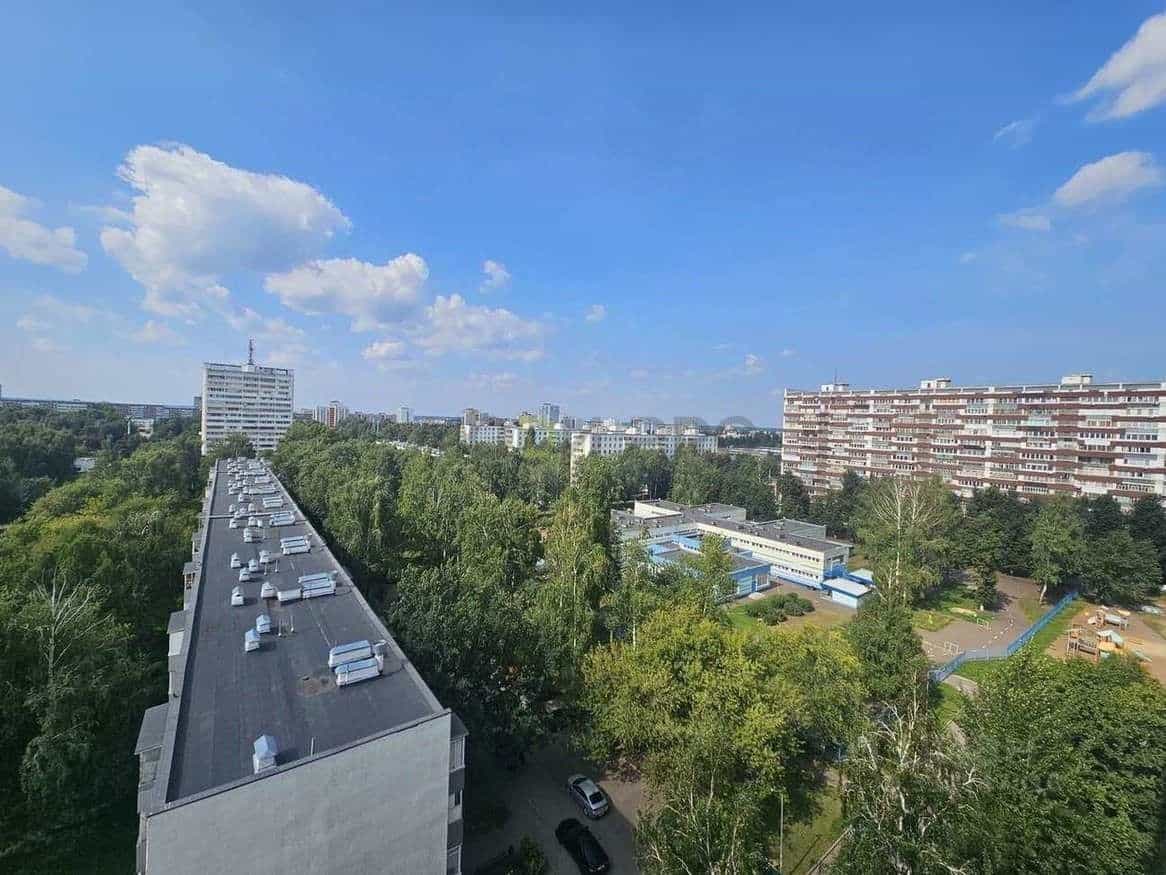 Россия, Республика Татарстан (Татарстан), Набережные Челны, Шишкинский бульвар, 13, фото 7