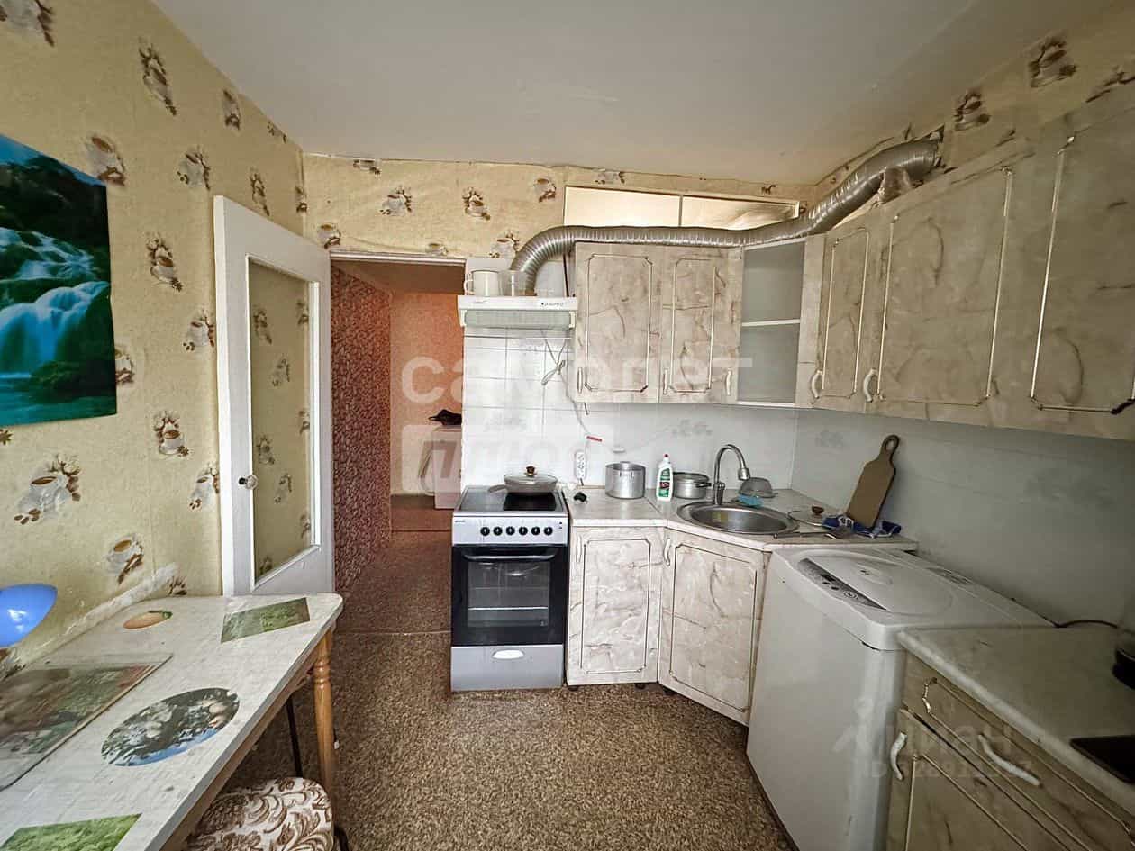Россия, Приморский край, посёлок городского типа Дунай, улица Ленина, 16