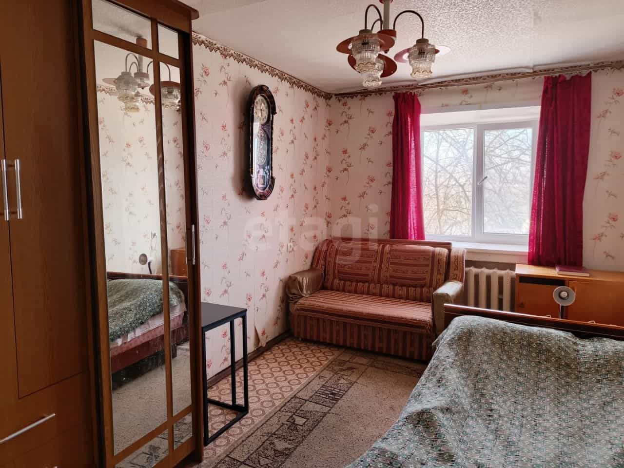 Россия, Псковская область, Остров, улица Меркурьева, 8, фото 7