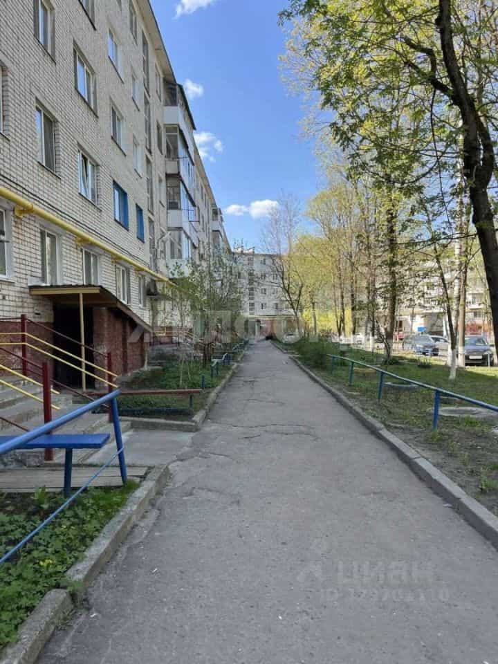Россия, Брянская область, Дятьково, 12-й микрорайон, 1, фото 10