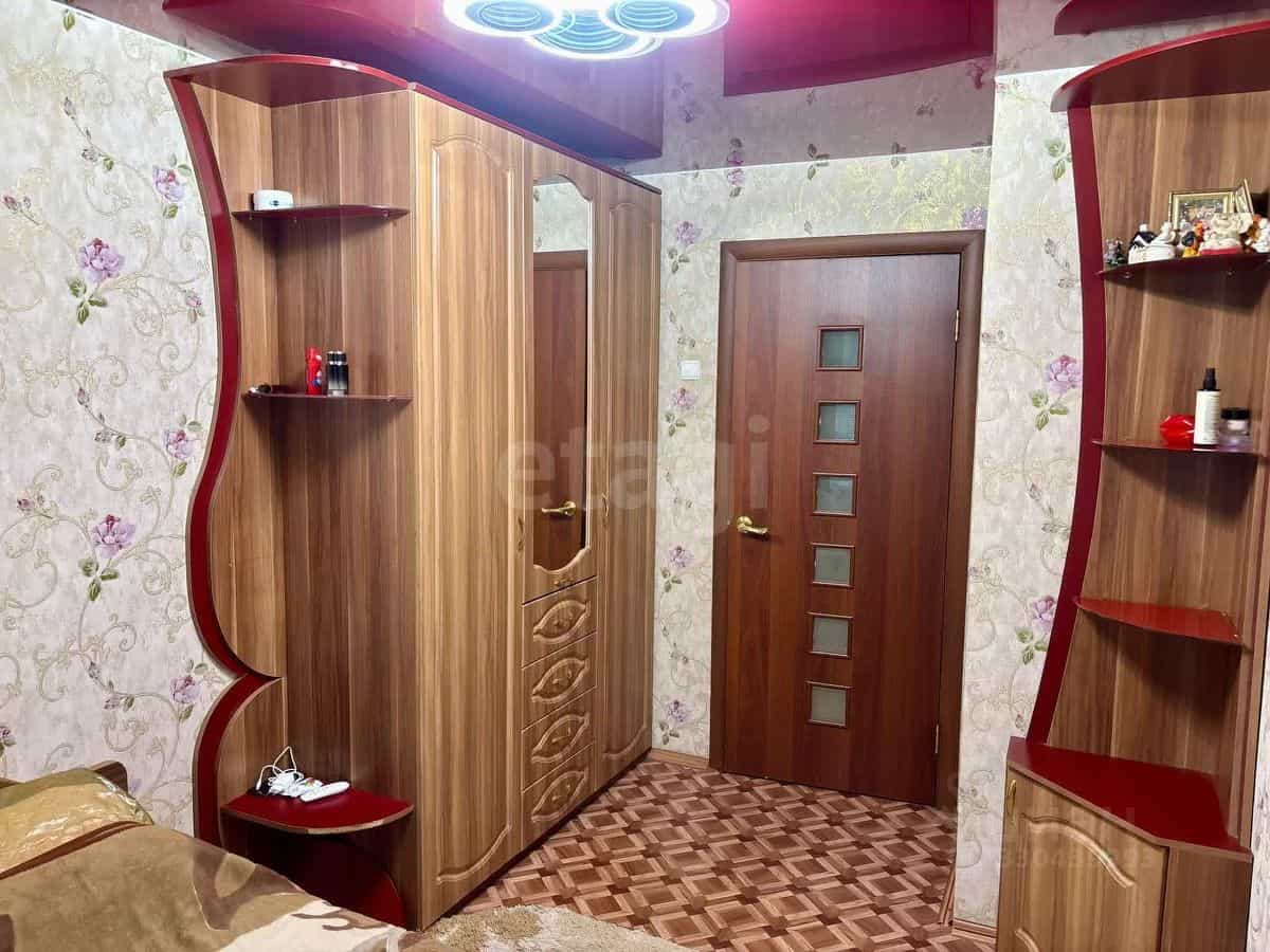 Россия, Псковская область, Остров, улица Рымара, 11/14, фото 9
