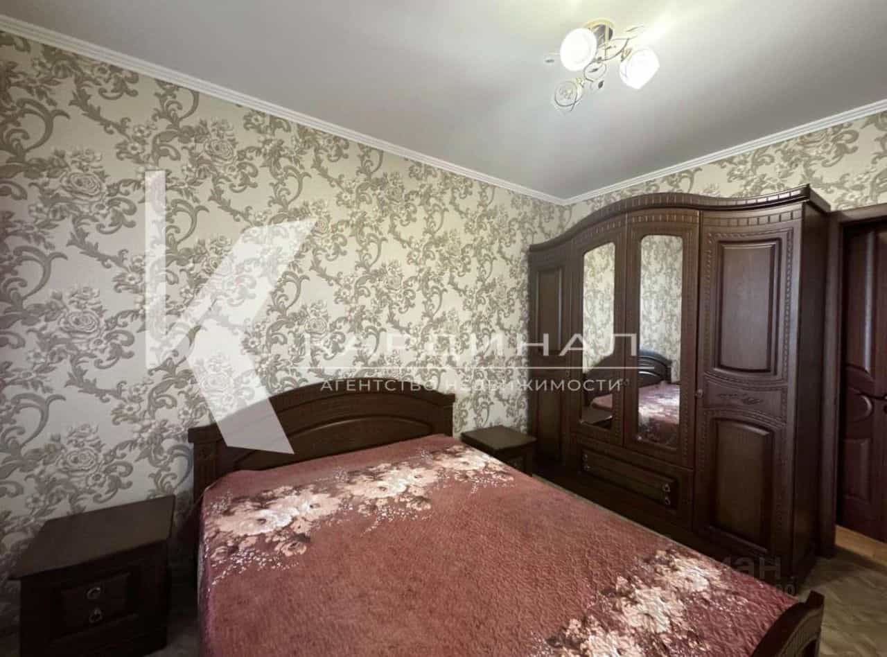 Россия, Белгородская область, Старый Оскол, микрорайон Лесной, 17, фото 4