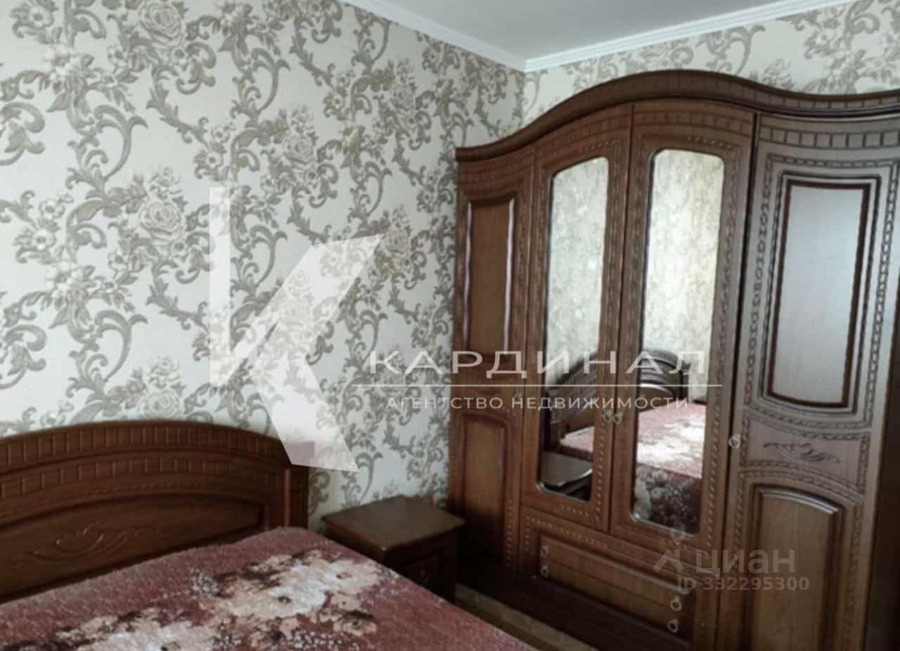 Россия, Белгородская область, Старый Оскол, микрорайон Лесной, 17, фото 10