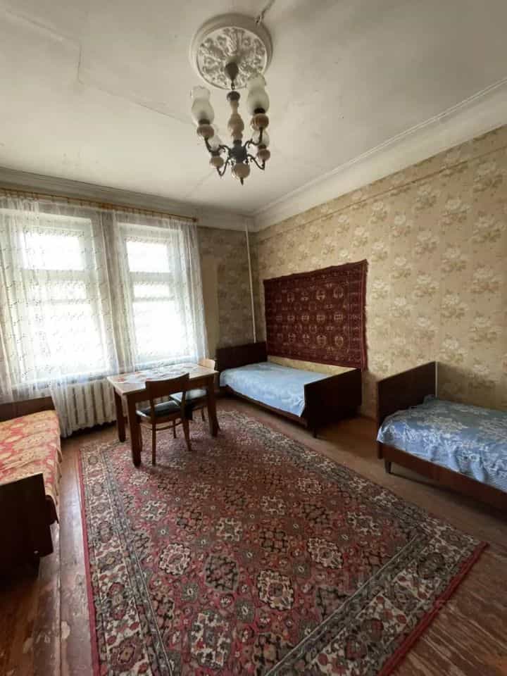 Россия, Псковская область, Великие Луки, проспект Ленина, 43/26, фото 4