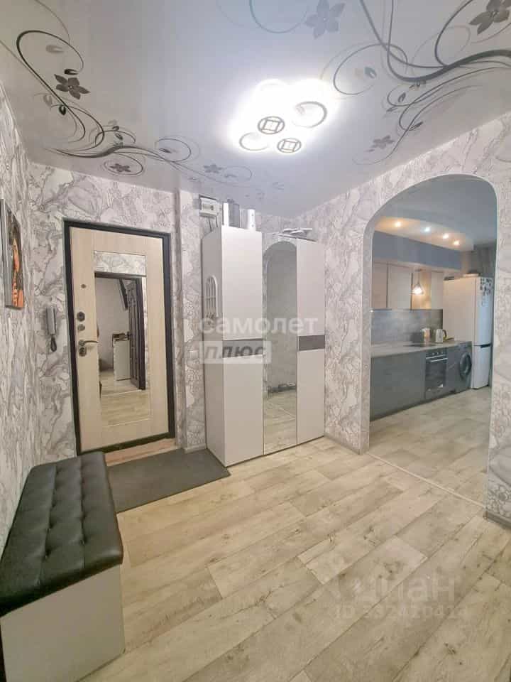 Россия, Ямало-Ненецкий автономный округ, Ноябрьск, улица Ленина, 19, фото 12