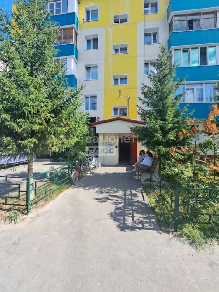 Россия, Ямало-Ненецкий автономный округ, Ноябрьск, улица Ленина, 19, фото 22