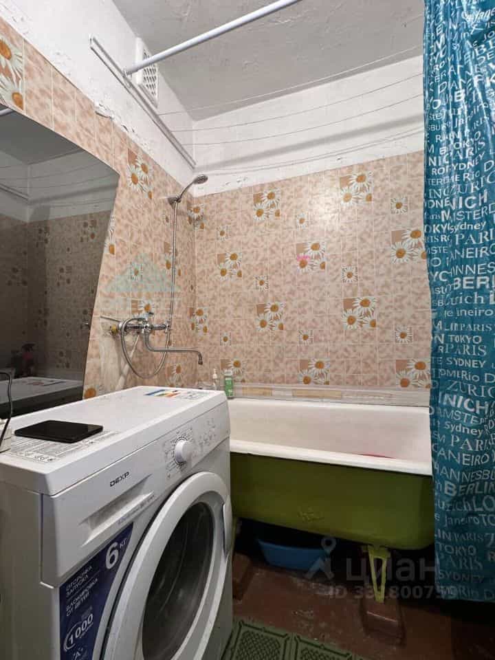 Россия, Республика Хакасия, Абакан, улица Торосова, 18, фото 12