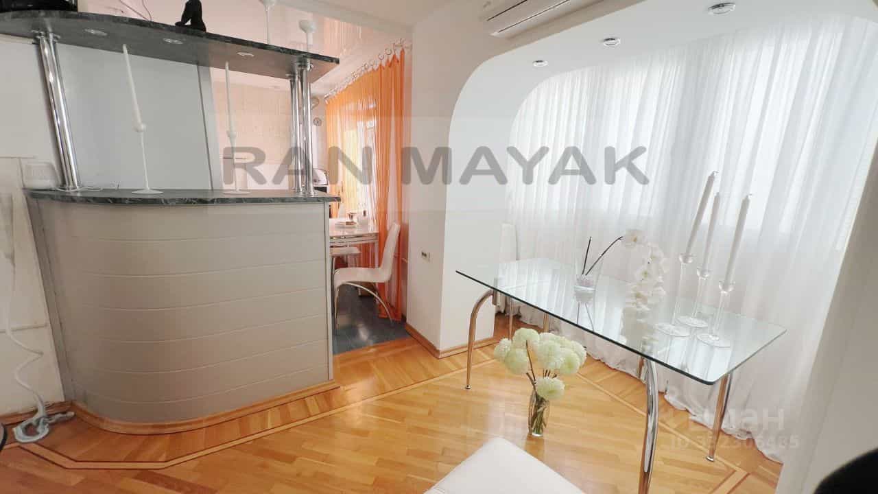 Россия, Республика Адыгея (Адыгея), Майкоп, улица Димитрова, 21, фото 4