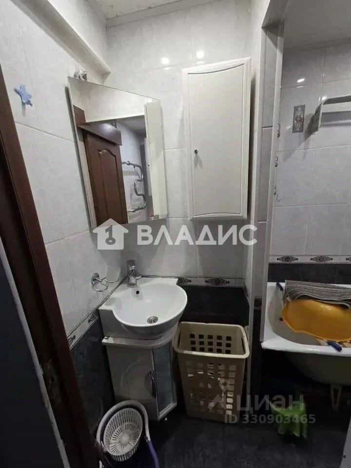 Россия, Республика Бурятия, Улан-Удэ, Коллективная улица, 11, фото 10