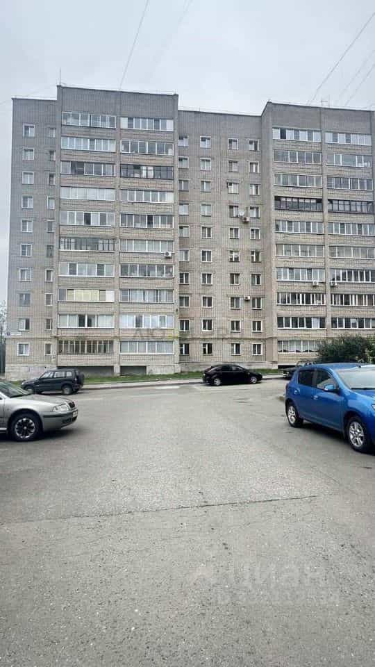 Россия, Киров, улица Сутырина, 1, фото 18