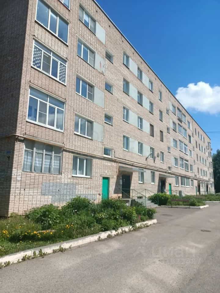Россия, Новгородская область, Старая Русса, улица Латышских Гвардейцев, 21, фото 11