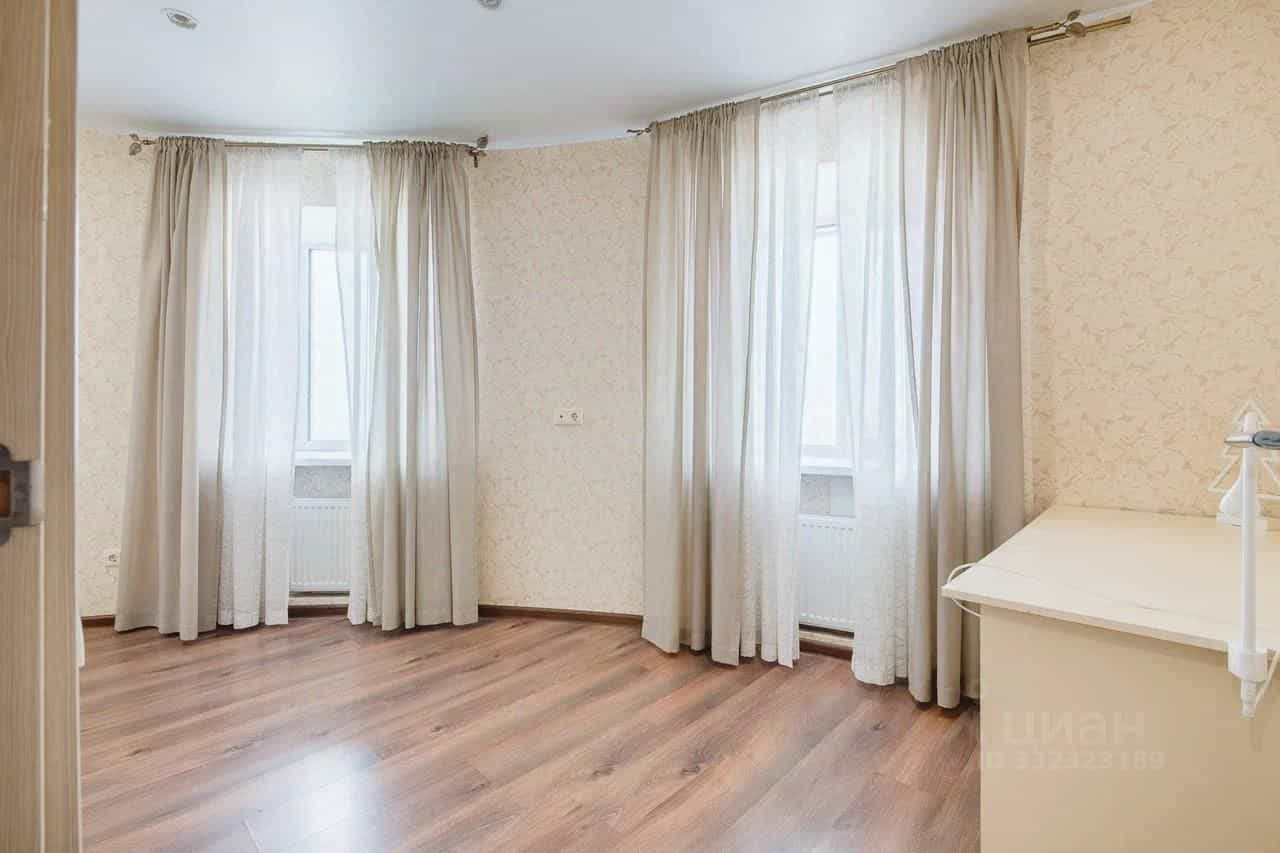Россия, Республика Татарстан (Татарстан), Казань, проспект Победы, 90, фото 11