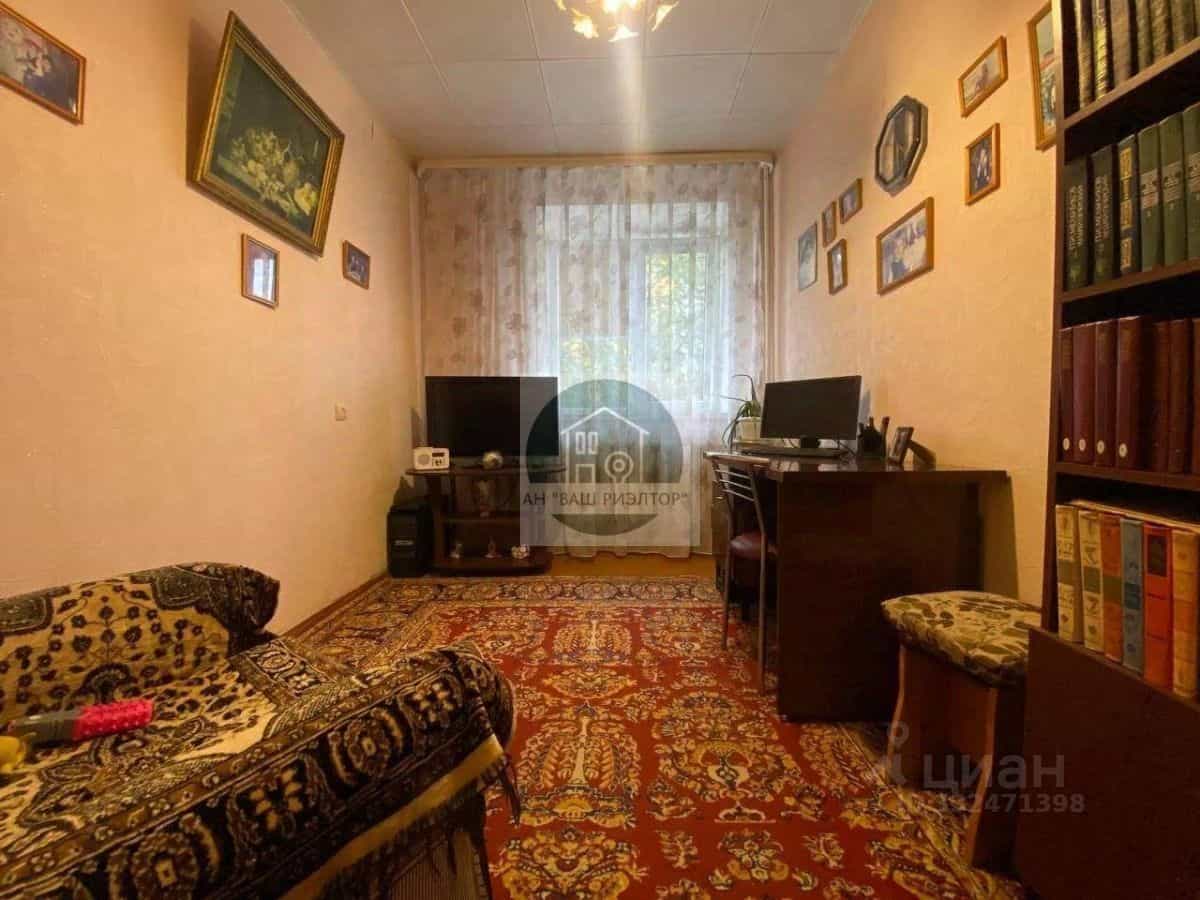Россия, Саратовская область, Вольск, Одесская улица, 7/19, фото 3