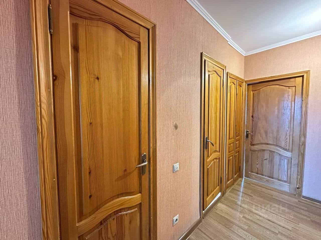 Россия, Омск, улица Богдана Хмельницкого, 42, фото 5