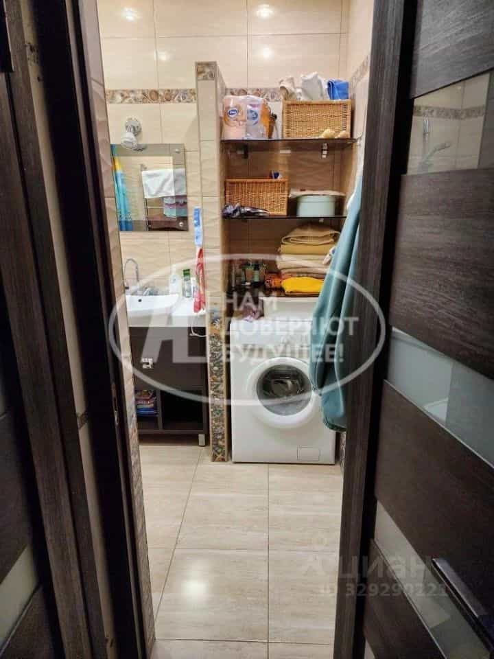 Россия, Удмуртская Республика, Глазов, Школьная улица, 1/10, фото 2
