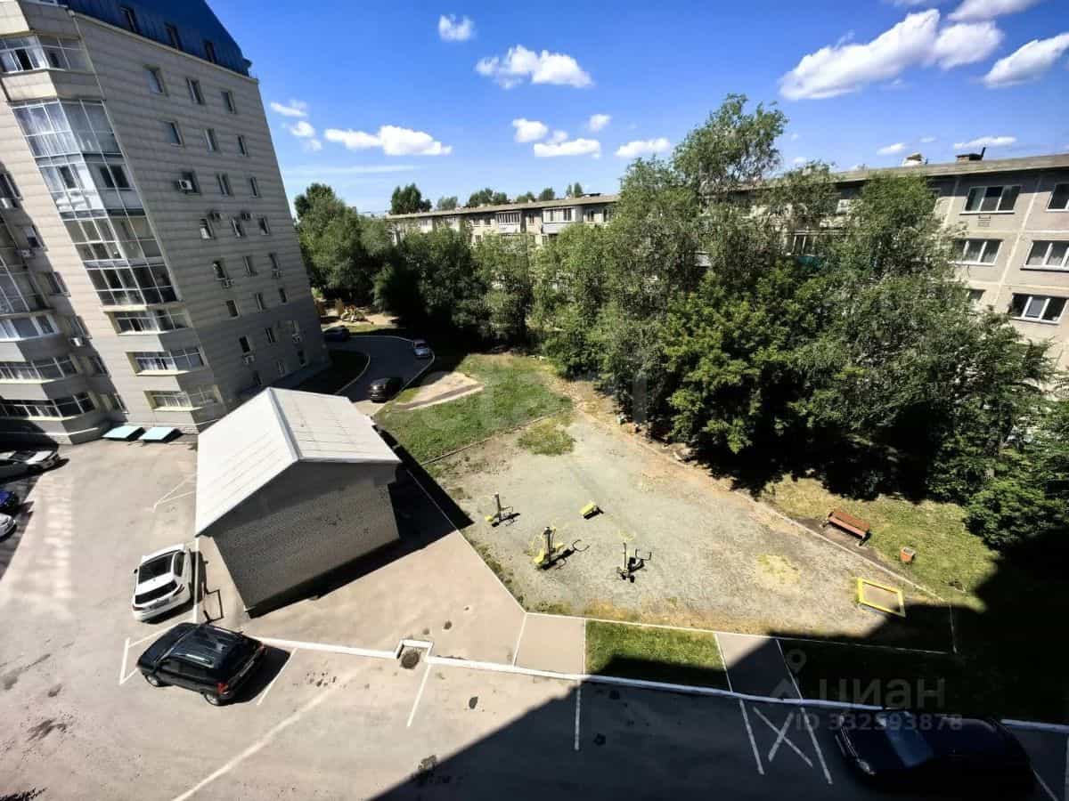 Россия, Алтайский край, Барнаул, улица Антона Петрова, 198, фото 8