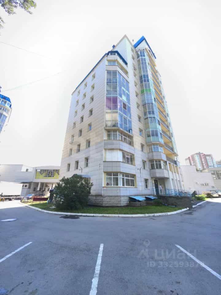 Россия, Алтайский край, Барнаул, улица Антона Петрова, 198, фото 9