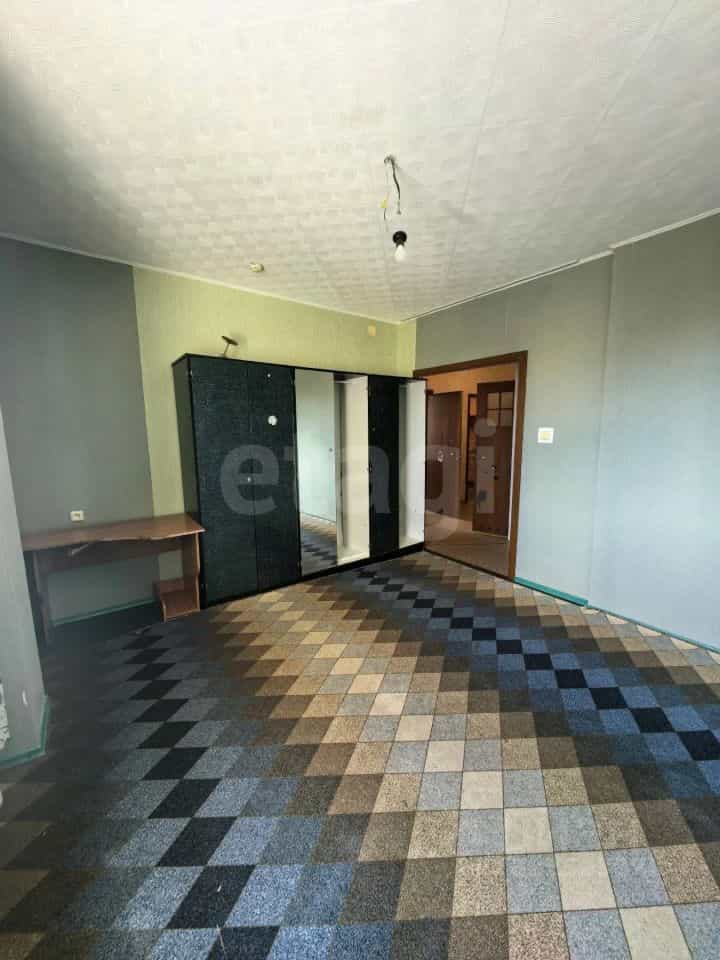 Россия, Алтайский край, Барнаул, улица Антона Петрова, 198, фото 11