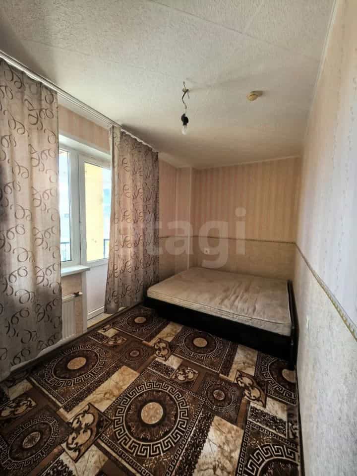 Россия, Алтайский край, Барнаул, улица Антона Петрова, 198, фото 13