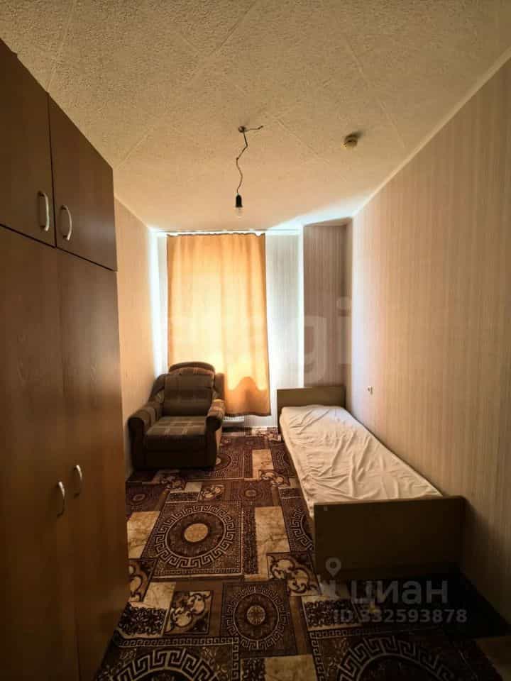 Россия, Алтайский край, Барнаул, улица Антона Петрова, 198, фото 15