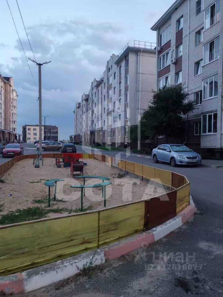 Россия, Воронежская область, село Новая Усмань, улица 70 лет Победы, 20, фото 23