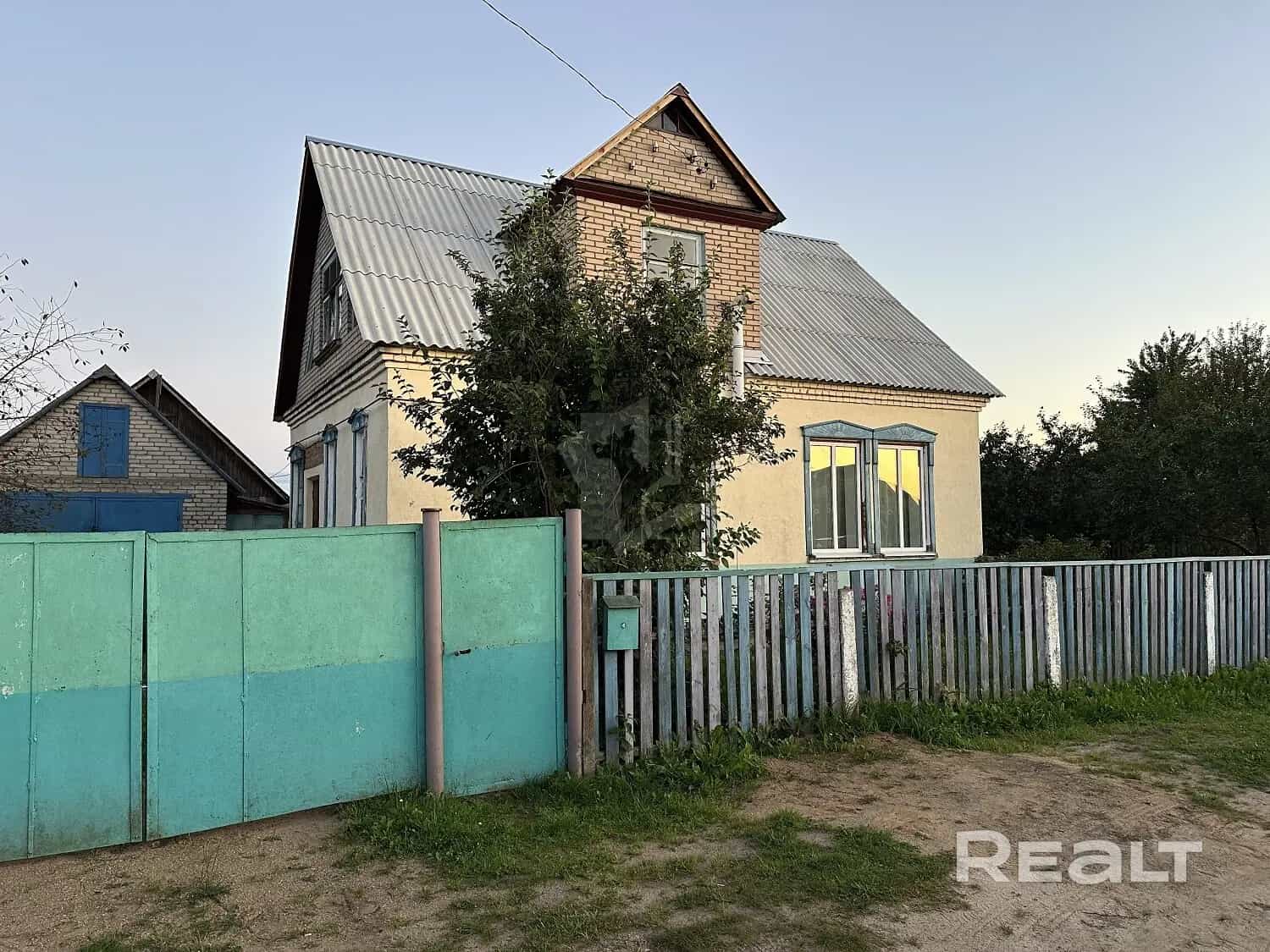 Беларусь, Минская область, Логойский район, Плещеницкий сельсовет, городской посёлок Плещеницы, Пионерская улица, 4, фото 3