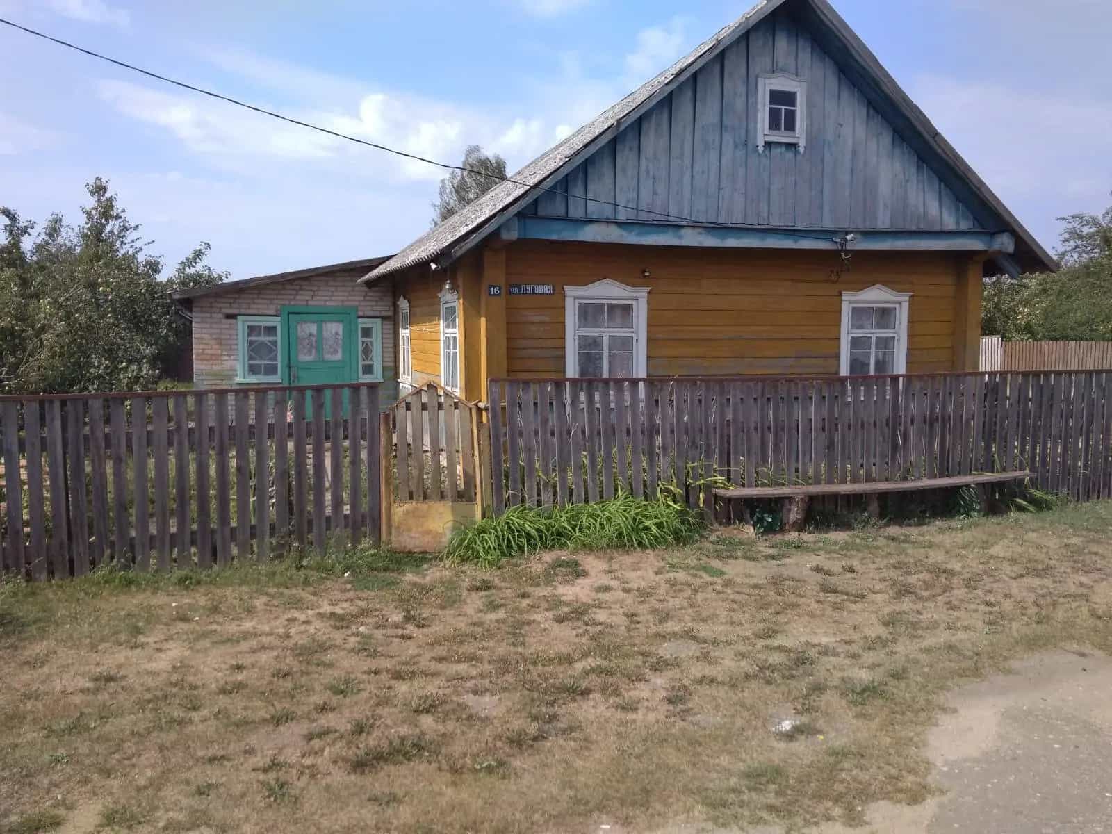 Беларусь, Минская область, Узденский сельсовет, агрогородок Зеньковичи, Луговая улица, 16