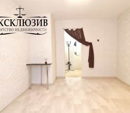 Беларусь, Минская область, Смолевичский район, городской посёлок Зелёный Бор, Железнодорожная улица, 1, фото 8