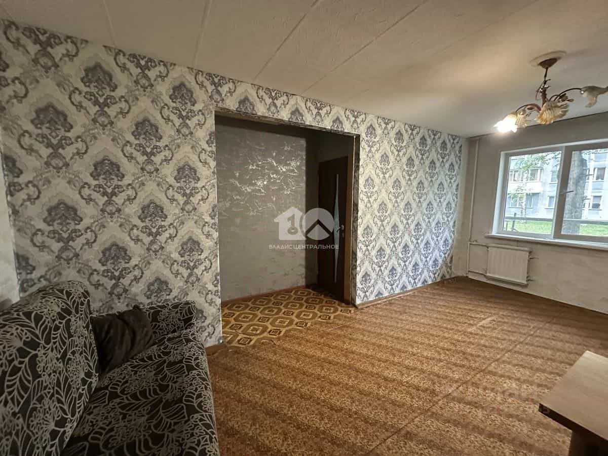 Россия, Новосибирск, улица Петухова, 48, фото 4