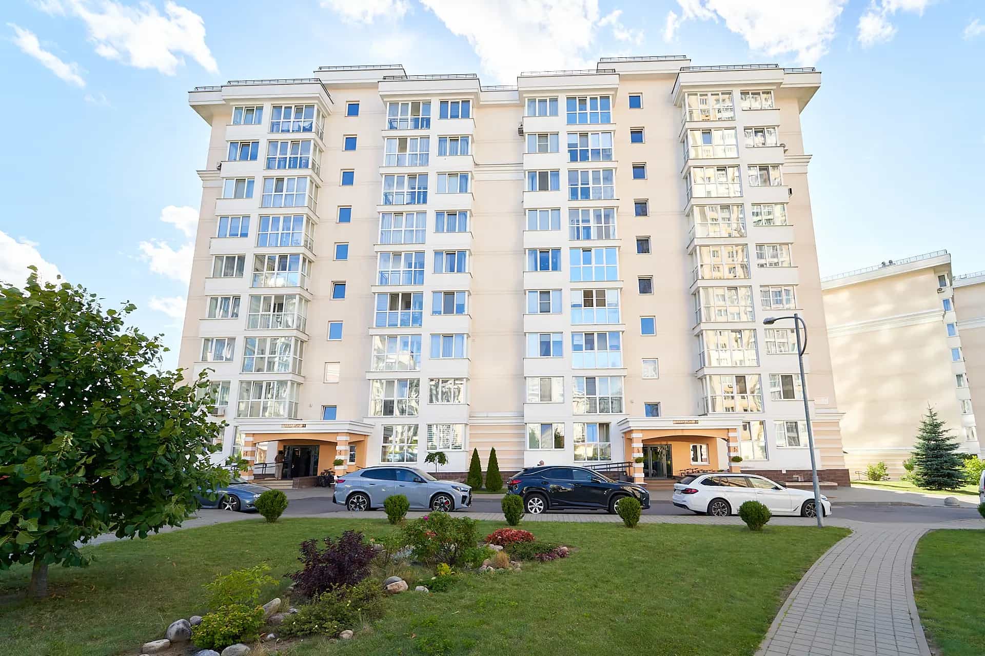Беларусь, Минск, Ильянская улица, 8