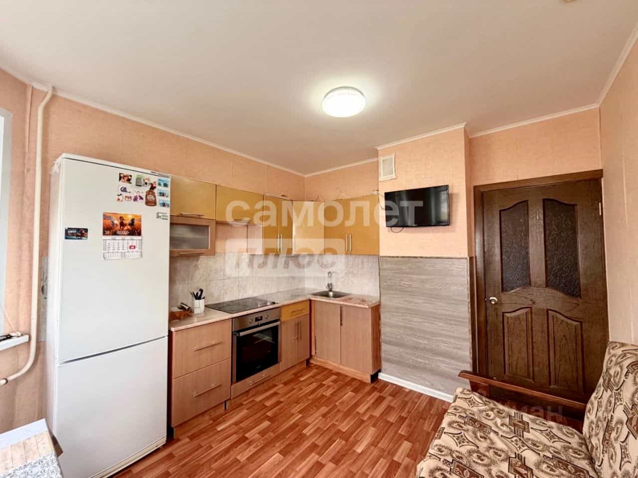 Россия, Курск, проспект Вячеслава Клыкова, 85