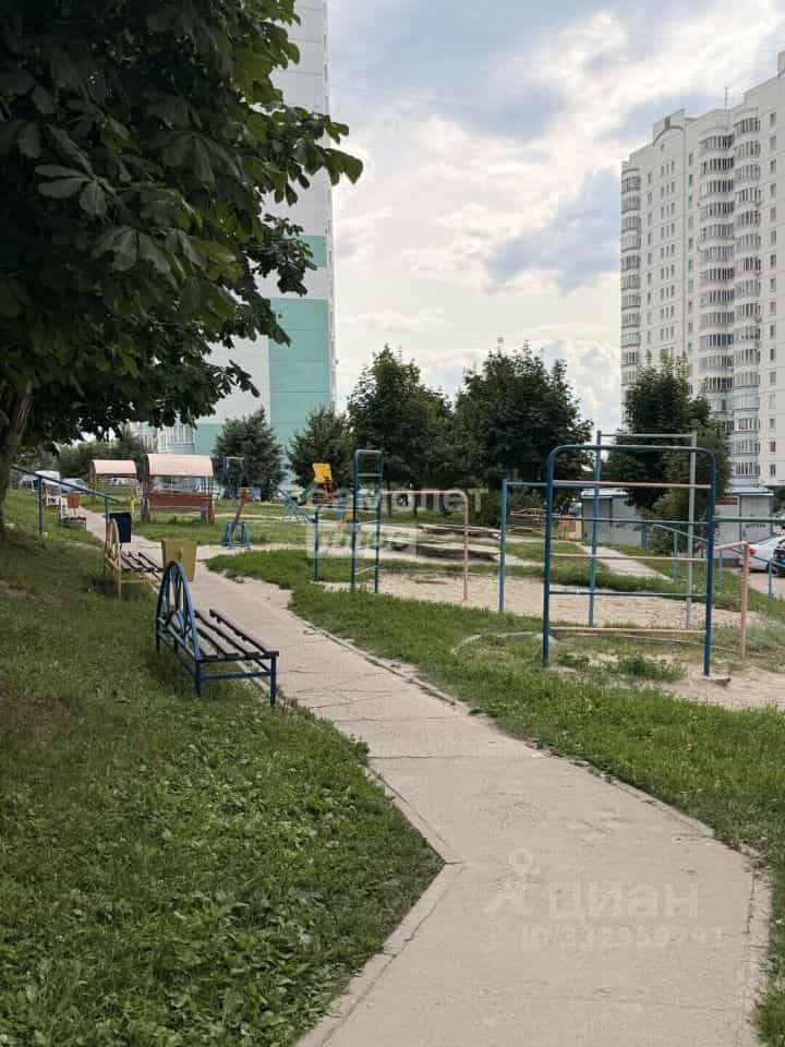 Россия, Курск, проспект Вячеслава Клыкова, 85, фото 16