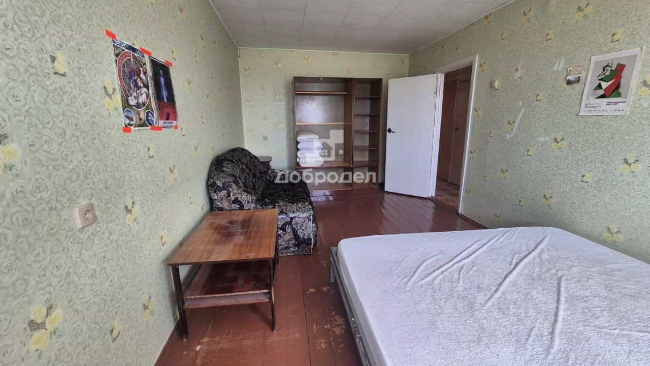 Россия, Свердловская область, Екатеринбург, улица Патриса Лумумбы, 38, фото 3