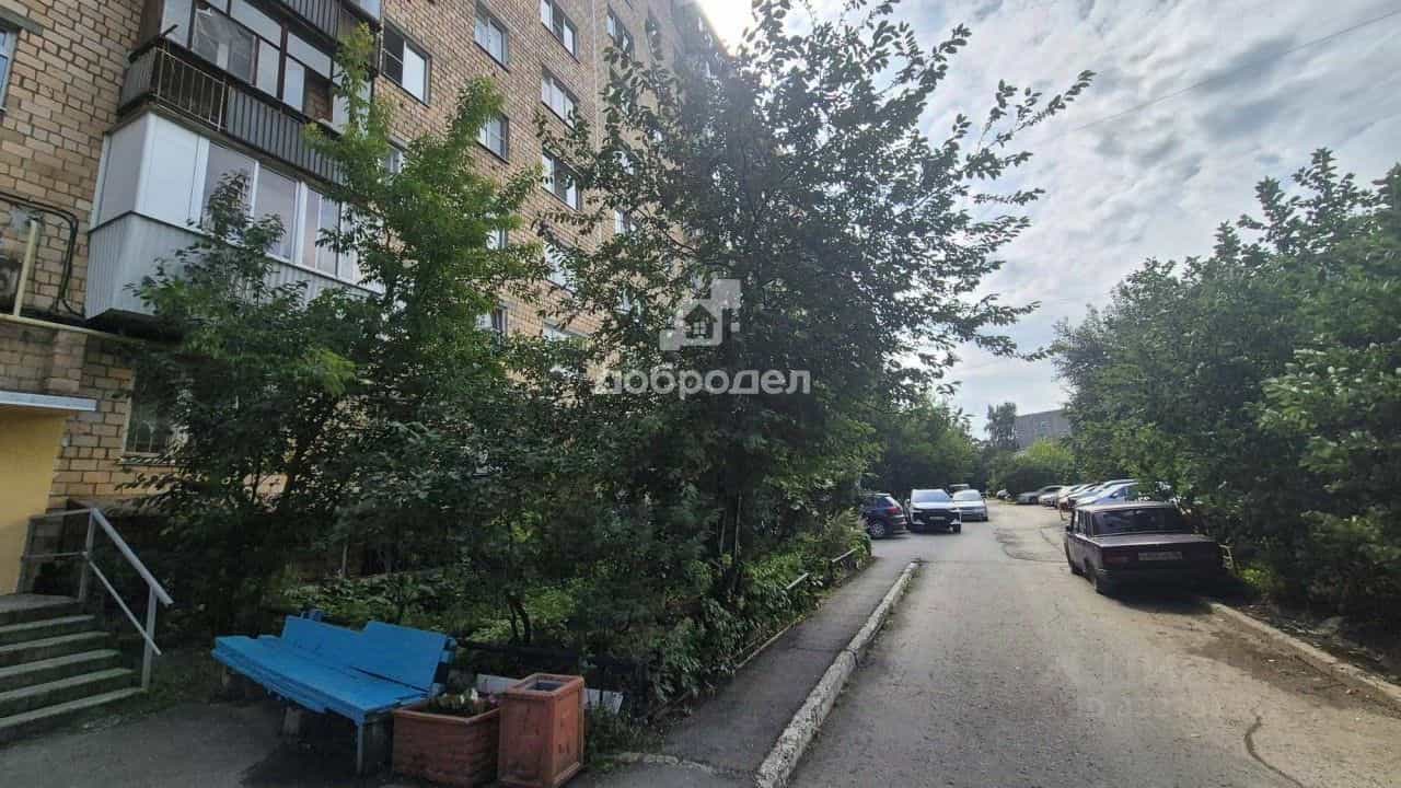 Россия, Свердловская область, Екатеринбург, улица Патриса Лумумбы, 38, фото 13