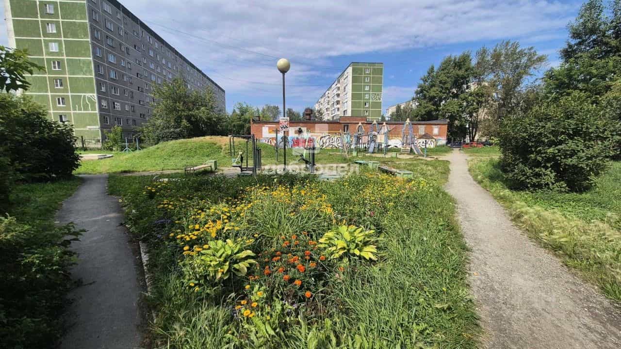 Россия, Свердловская область, Екатеринбург, улица Патриса Лумумбы, 38, фото 14