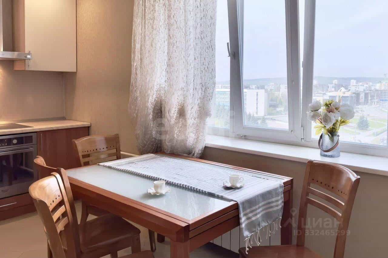 Россия, Кемеровская область — Кузбасс, Новокузнецк, улица Кирова, 75, фото 13