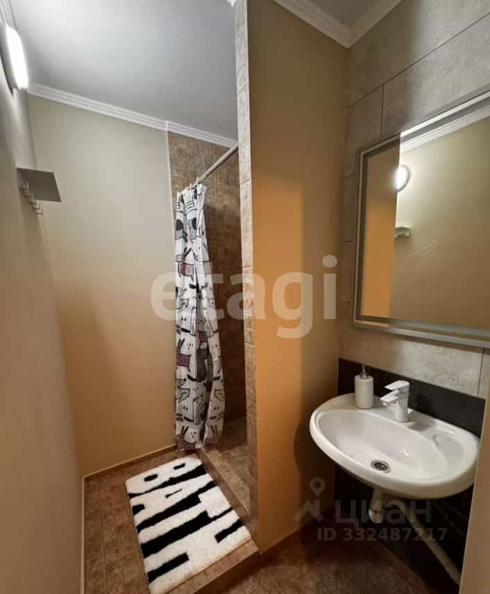 Россия, Алтайский край, Барнаул, улица Профинтерна, 44Б, фото 5
