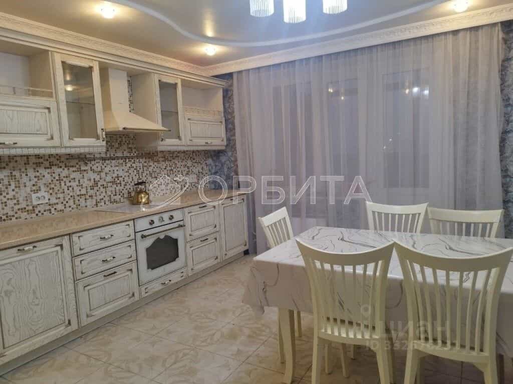 Россия, Тюмень, Кремлёвская улица, 85к1