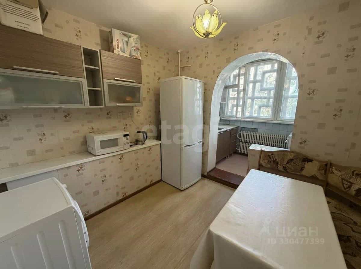 Россия, Республика Калмыкия, Элиста, 9-й микрорайон, 1к1, фото 3