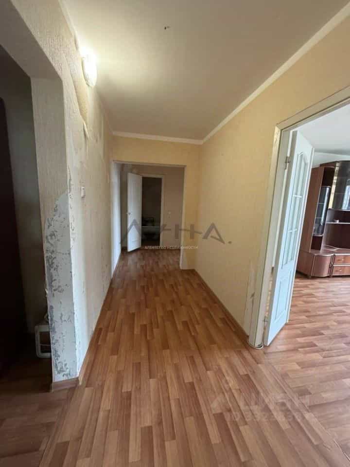 Россия, Республика Татарстан (Татарстан), Набережные Челны, улица Нур Баян, 11, фото 9