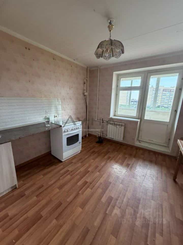 Россия, Республика Татарстан (Татарстан), Набережные Челны, улица Нур Баян, 11, фото 10