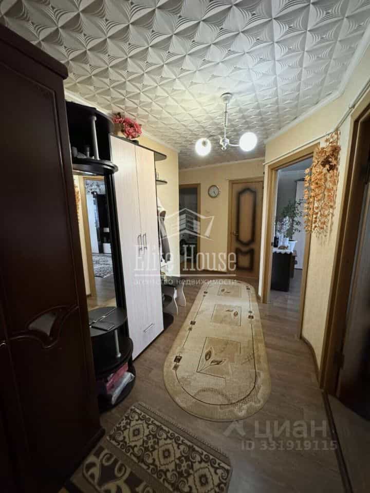 Россия, Калужская область, Малоярославецкий муниципальный округ, село Детчино, Спортивная улица, 4, фото 3