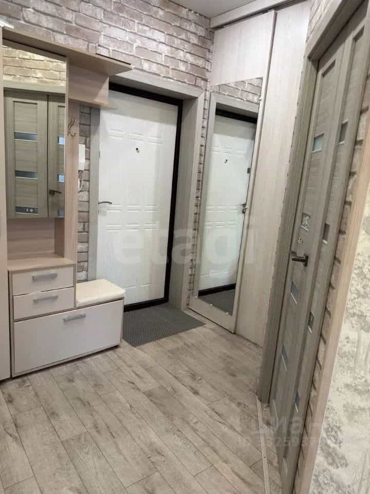 Россия, Республика Алтай, Горно-Алтайск, улица Панфиловцев, 17, фото 5