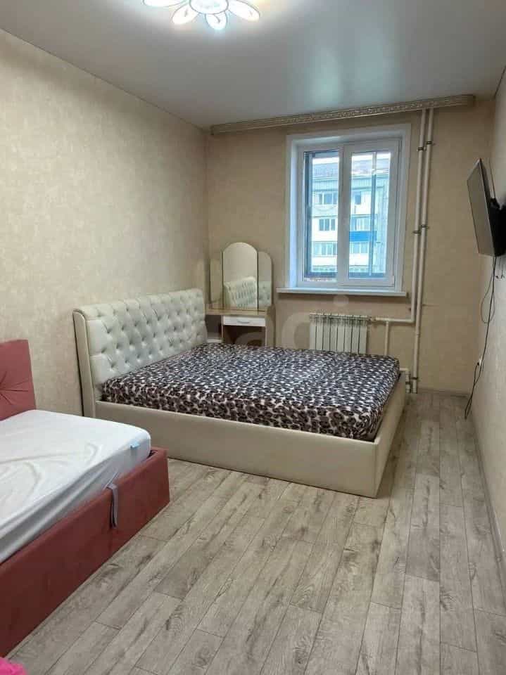 Россия, Республика Алтай, Горно-Алтайск, улица Панфиловцев, 17, фото 6