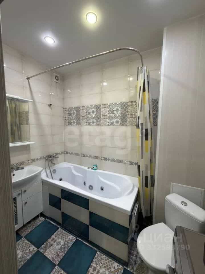 Россия, Республика Алтай, Горно-Алтайск, улица Панфиловцев, 17, фото 7