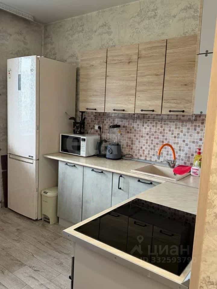 Россия, Республика Алтай, Горно-Алтайск, улица Панфиловцев, 17, фото 10