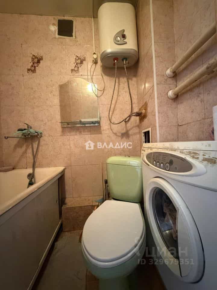 Россия, Приморский край, Уссурийск, улица Горького, 98