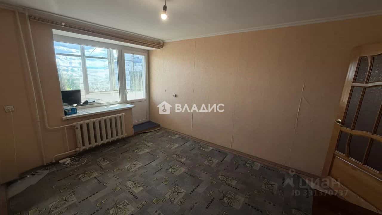 Россия, Владимирская область, Гусь-Хрустальный, Теплицкий проспект, 21, фото 12