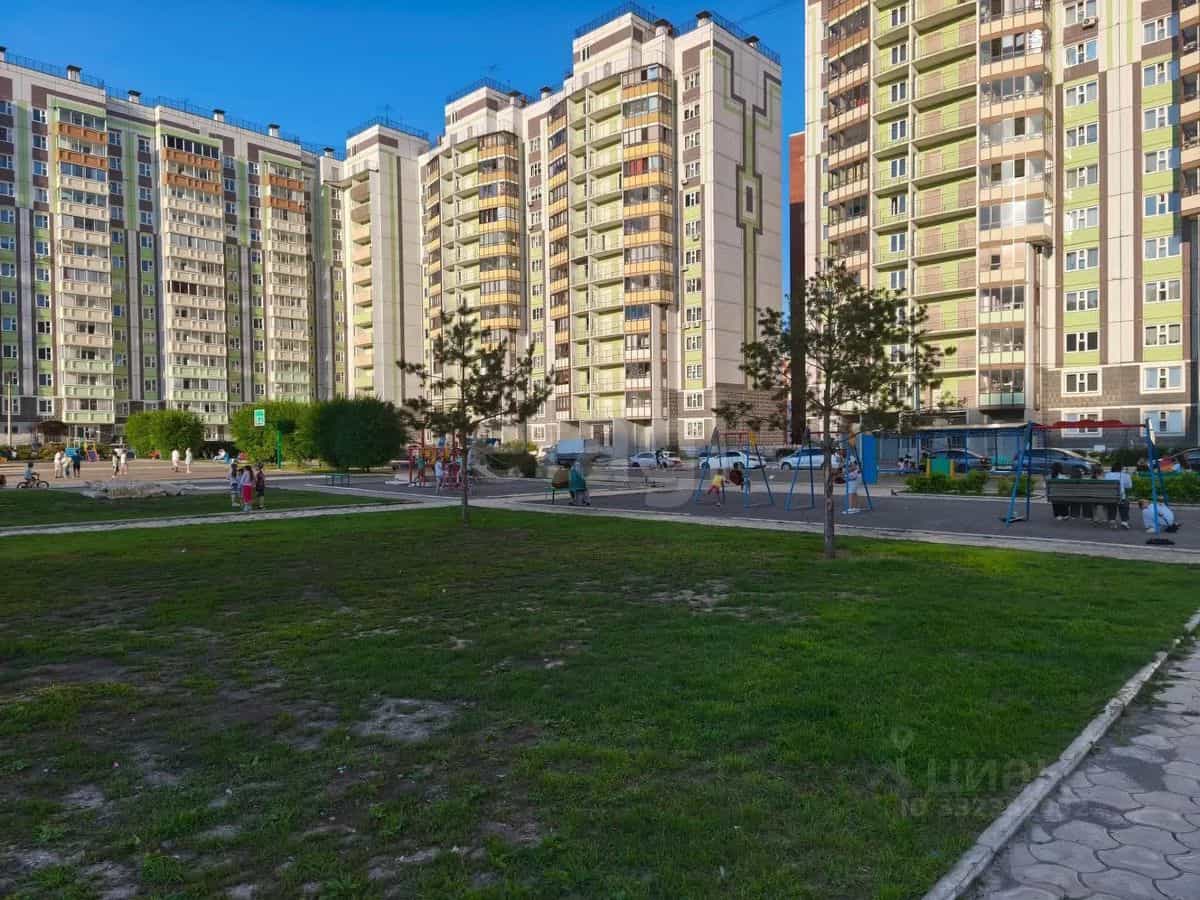 Россия, Красноярск, проспект 60 лет Образования СССР, 62А, фото 16