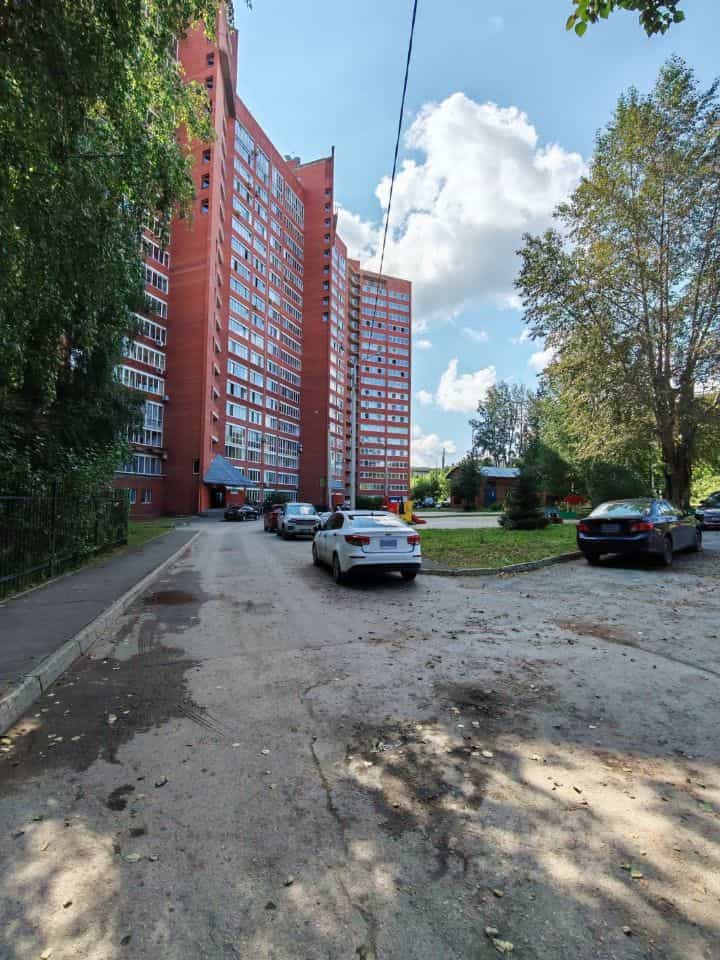 Россия, Пермь, улица Челюскинцев, 23, фото 9